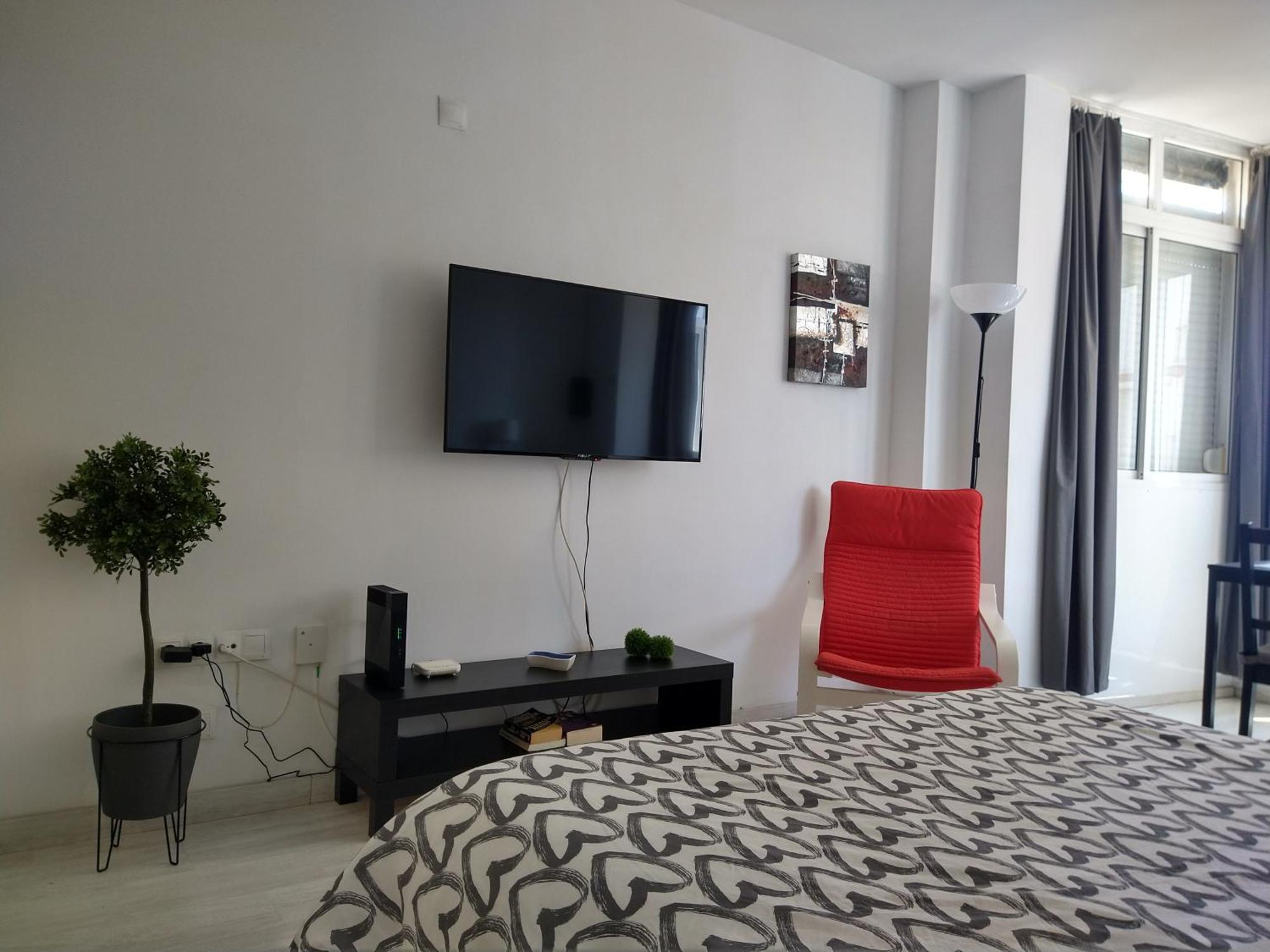 Amplio Estudio,Vista Mar Y Montana, A Pasos Del Centro Torremolinos Phòng bức ảnh