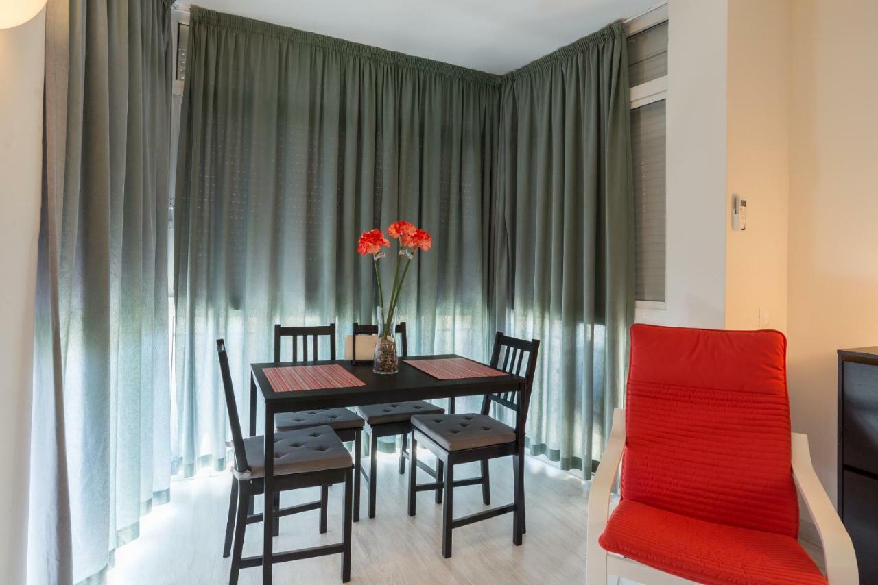 Amplio Estudio,Vista Mar Y Montana, A Pasos Del Centro Torremolinos Ngoại thất bức ảnh